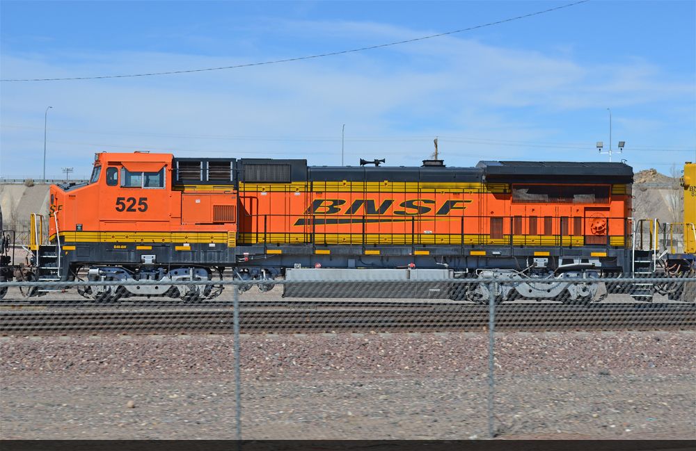 BNSF 525